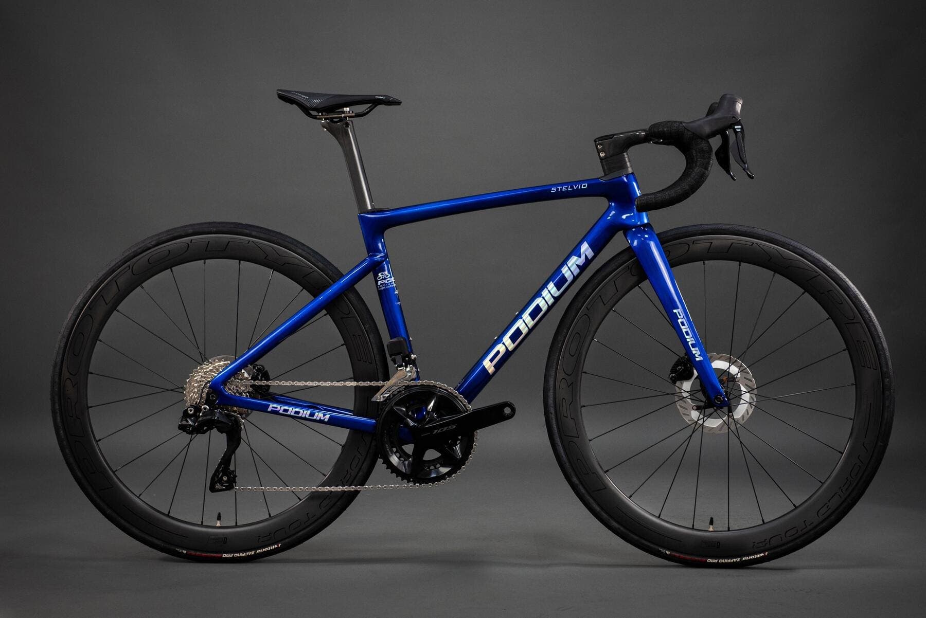 Bicicleta STELVIO Shimano 105 Di2 R7170 2x12V
